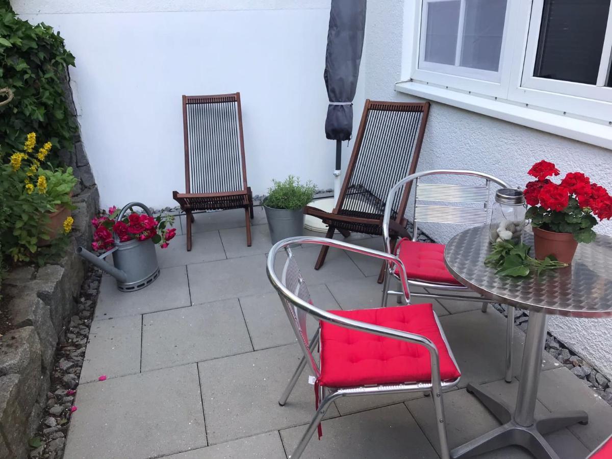 Modernes Apartment Mit Terrasse Und Highspeed Internet Zwischen Aalen Und Schwaebisch Gmuend Goggingen Ngoại thất bức ảnh